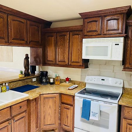 Brownsville Comfort 2 Bedroom 1 Bath , Spacious Kitchen And Outdoor Home Kültér fotó