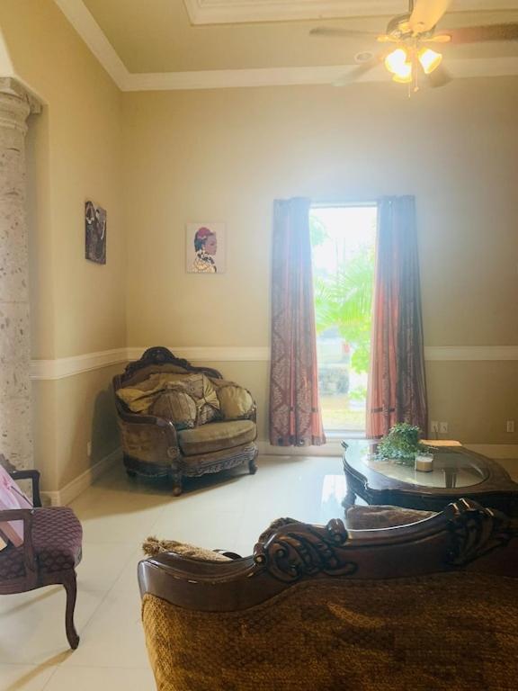 Brownsville Comfort 2 Bedroom 1 Bath , Spacious Kitchen And Outdoor Home Kültér fotó