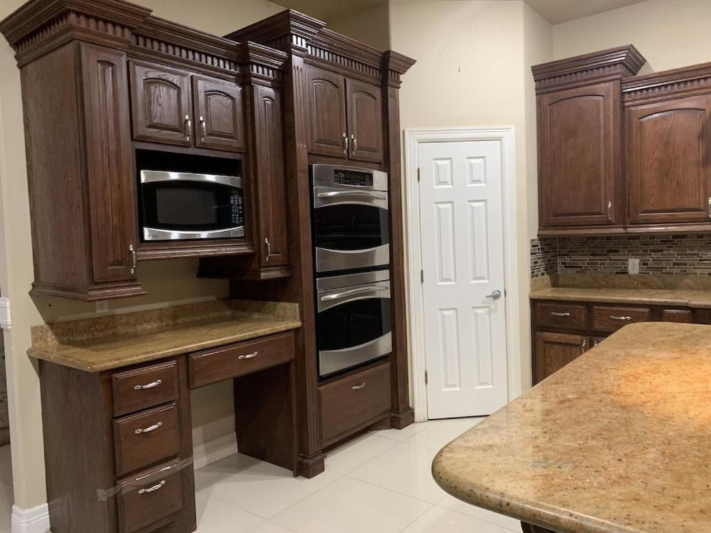 Brownsville Comfort 2 Bedroom 1 Bath , Spacious Kitchen And Outdoor Home Kültér fotó