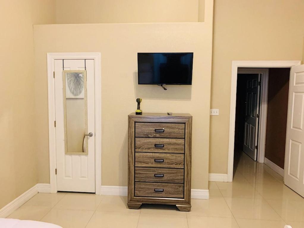 Brownsville Comfort 2 Bedroom 1 Bath , Spacious Kitchen And Outdoor Home Kültér fotó