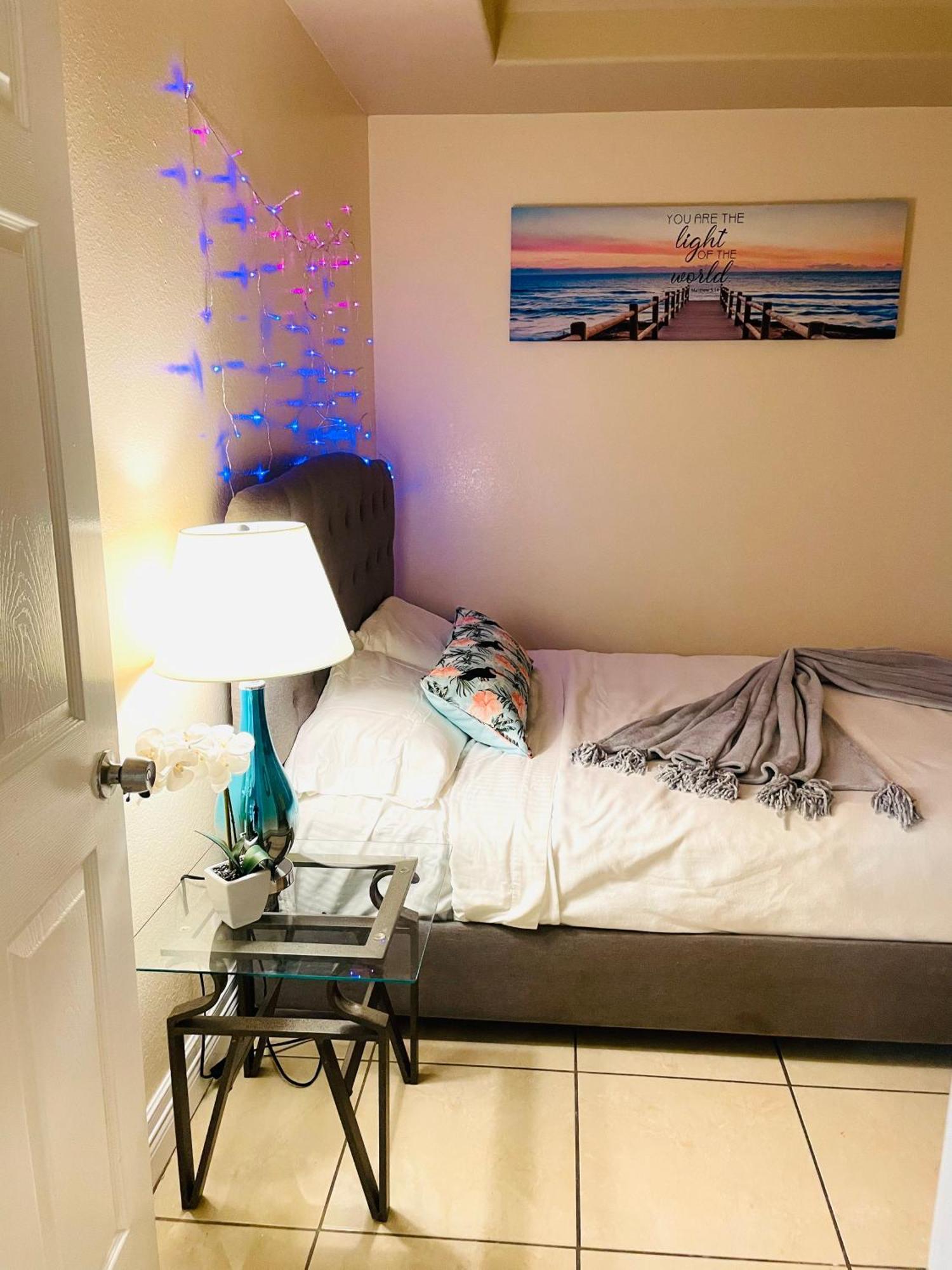 Brownsville Comfort 2 Bedroom 1 Bath , Spacious Kitchen And Outdoor Home Kültér fotó